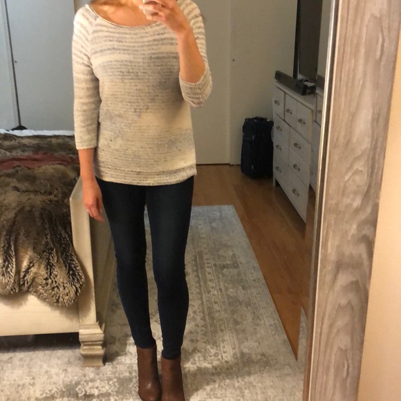 GAP slouchy blue white light sweater - Picture 3 of 3